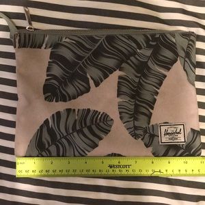 Hershel Supply Wrist bag